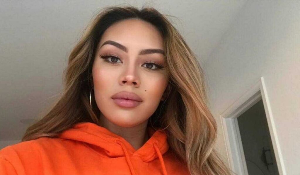 Montana Helena Klein Yao