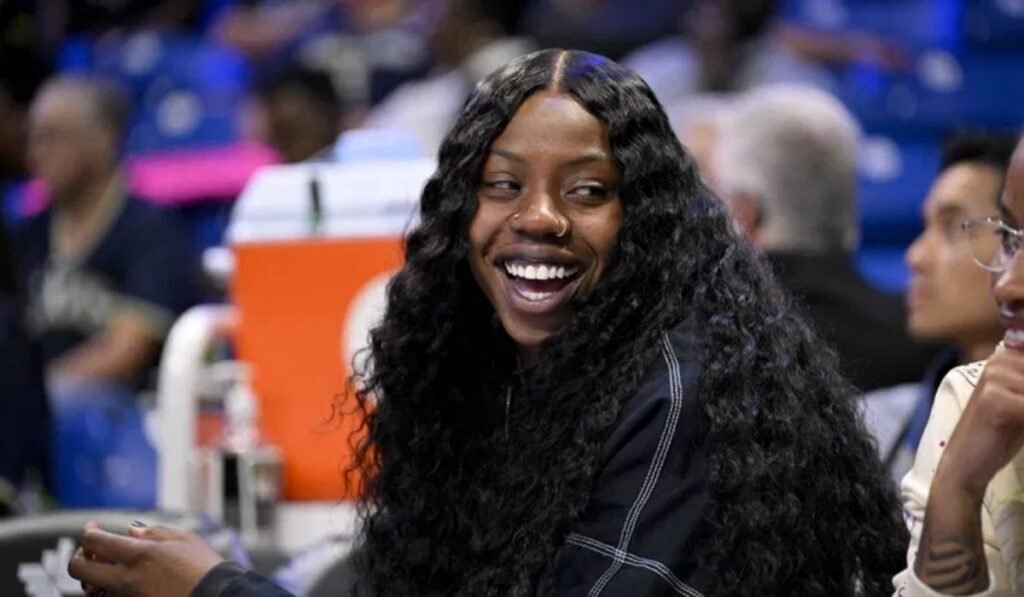 wnba star arike ogunbowale