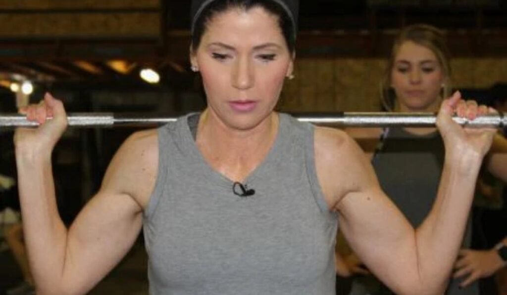 kristi noem height weight