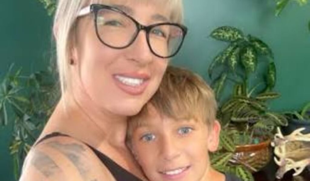Nikki Kelly